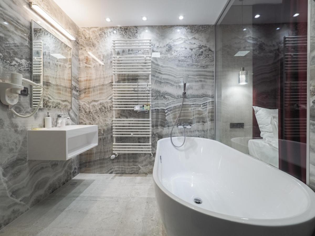 Hotel Anastasia Sibiu Luaran gambar